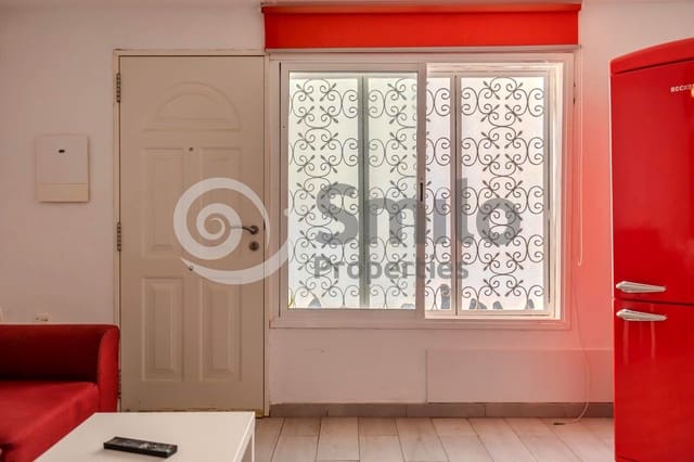 Mieszkanie na sprzedaż w Costa del Silencio, Arona z basenem - 139 000 € (Ref: 9687671)