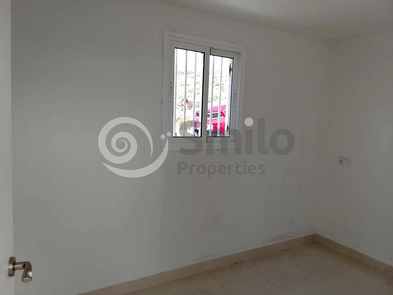 2 chambre Villa/Maison à vendre à Guia de Isora avec garage - 137 000 € (Ref: 9723549)