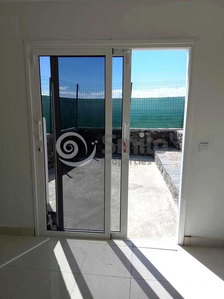 2 chambre Villa/Maison à vendre à Guia de Isora avec garage - 137 000 € (Ref: 9723549)