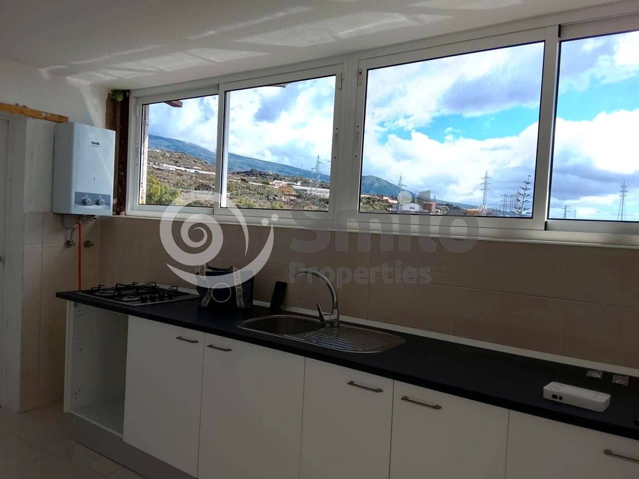 2 chambre Villa/Maison à vendre à Guia de Isora avec garage - 137 000 € (Ref: 9723549)