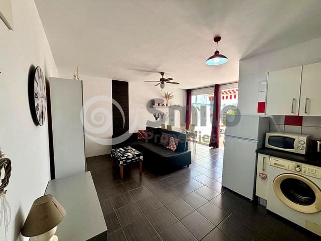 Piso de 1 habitación en Costa del Silencio, Arona en venta con piscina garaje - 189.900 € (Ref: 9748430)