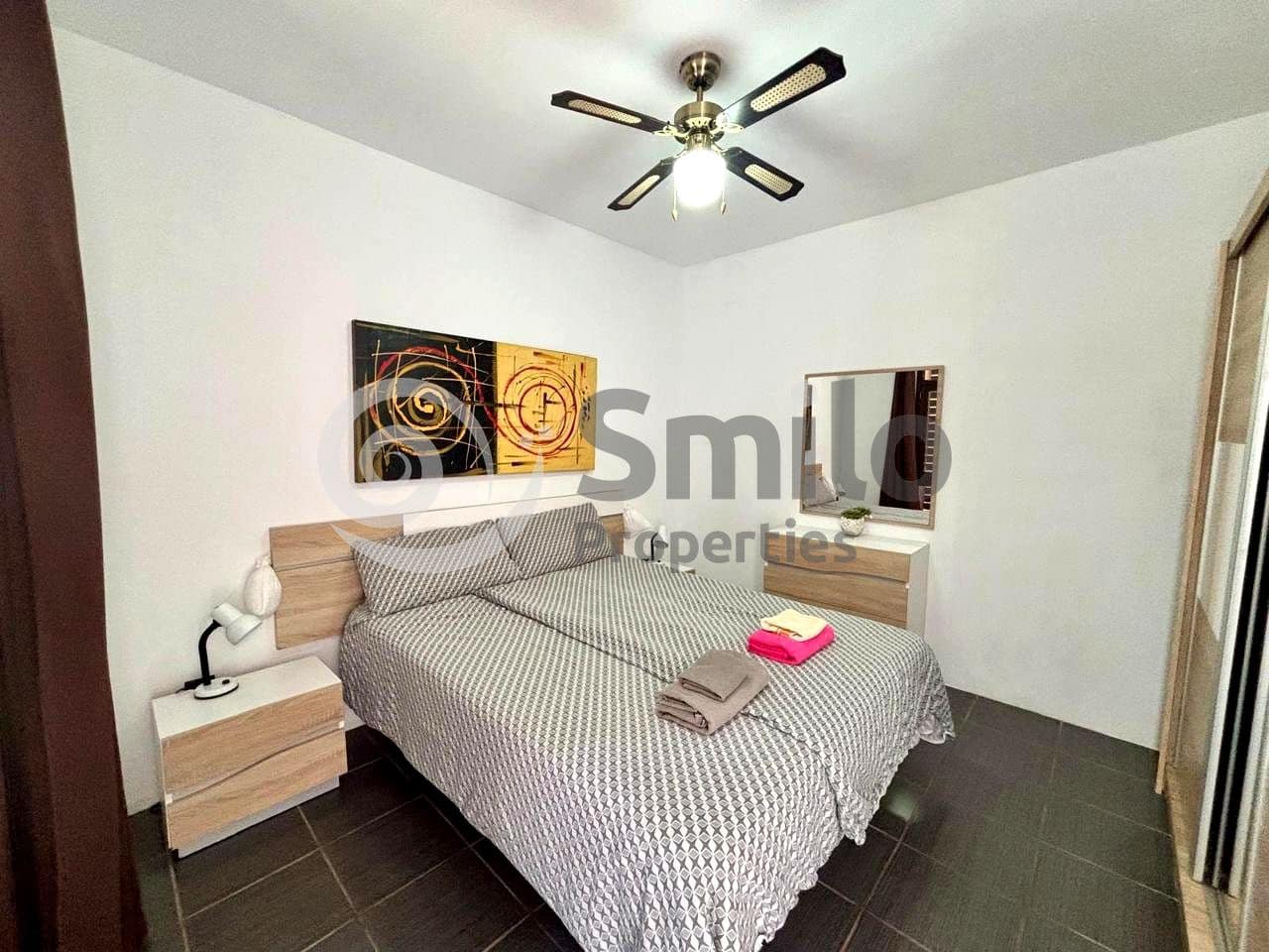 Piso de 1 habitación en Arona en venta con piscina garaje - 189.900 € (Ref: 9748430)