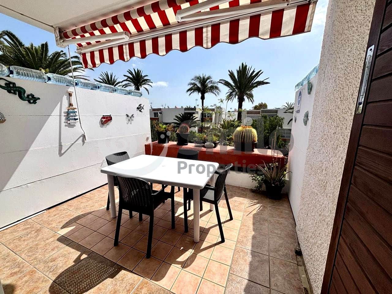 Piso de 1 habitación en Arona en venta con piscina garaje - 189.900 € (Ref: 9748430)