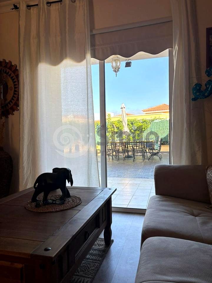 2 soverom Villa til salgs i Buenavista del Norte med garasje - € 268 000 (Ref: 9807196)