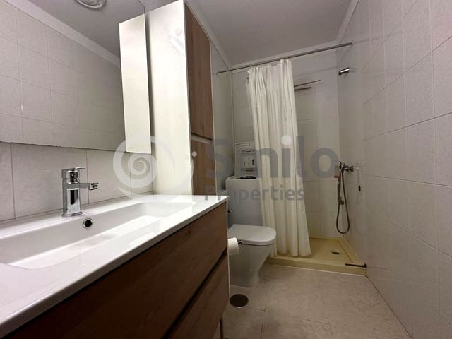 1 quarto Apartamento para arrendar em Los Cristianos, Arona - 1 500 € (Ref: 9809844)