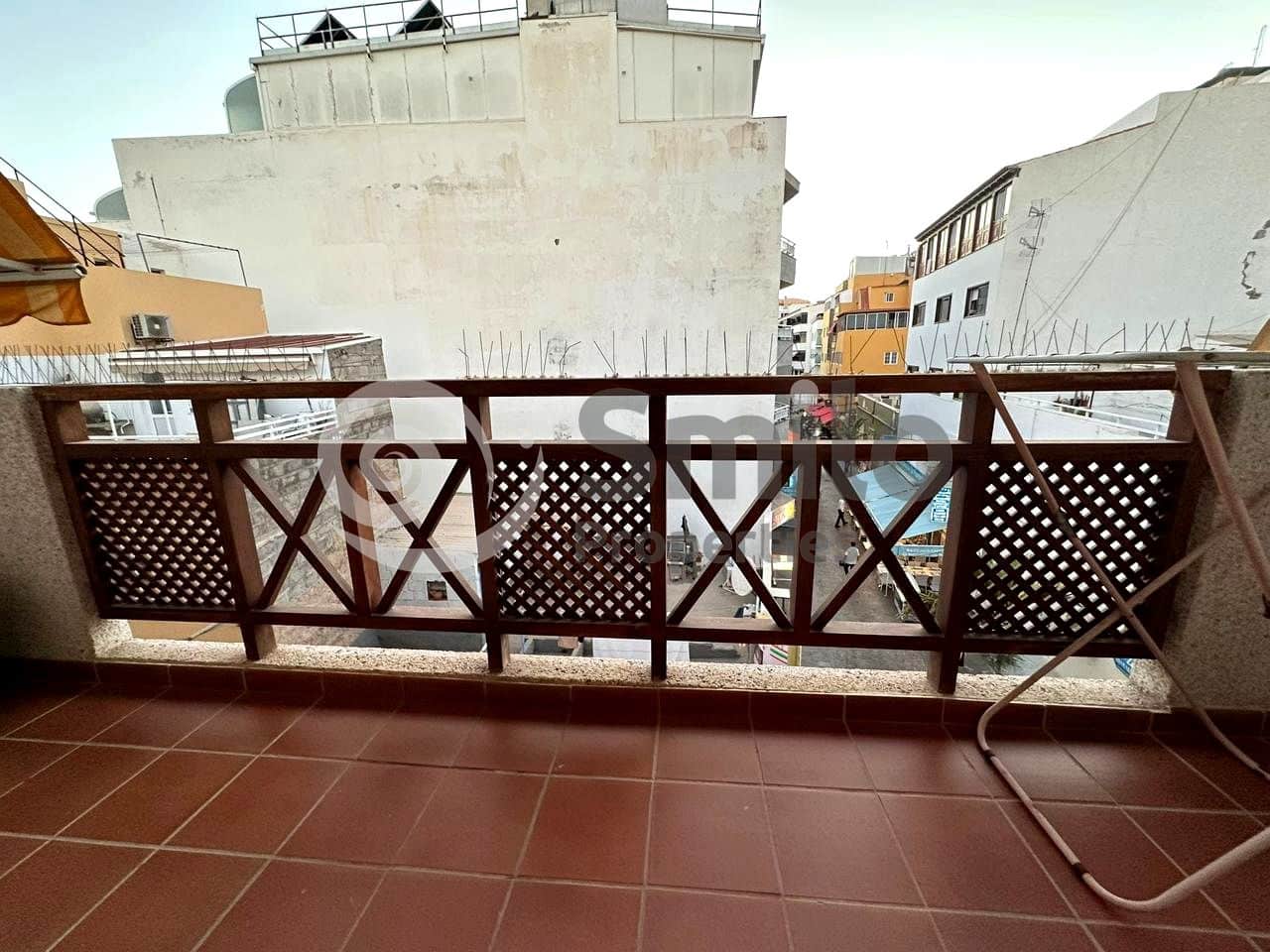 1 quarto Apartamento para arrendar em Los Cristianos - 1 500 € (Ref: 9809844)