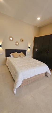 Lejlighed til salg i Costa del Silencio, Arona med swimmingpool - € 199.000 (Ref: 9810420)