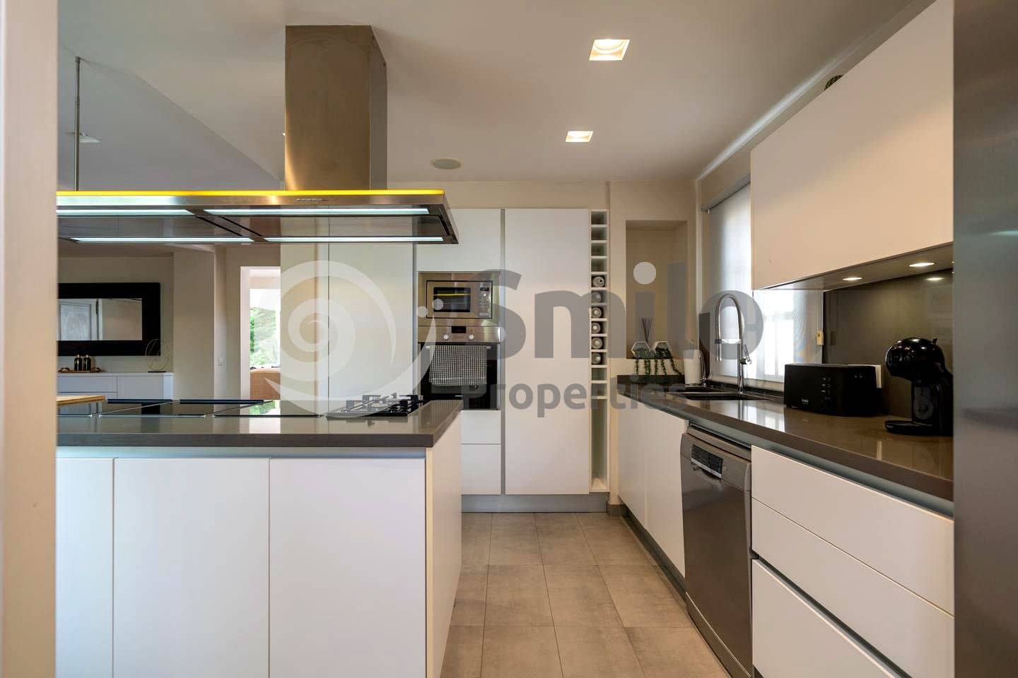 4 Zimmer Villa zu verkaufen in Costa Adeje mit Pool Garage - 1.499.000 € (Ref: 9812467)