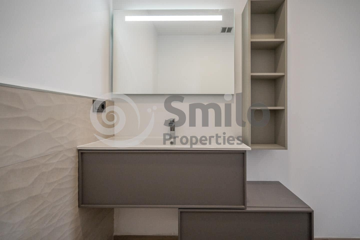 4 chambre Villa/Maison à vendre à Adeje avec piscine garage - 1 950 000 € (Ref: 9816201)