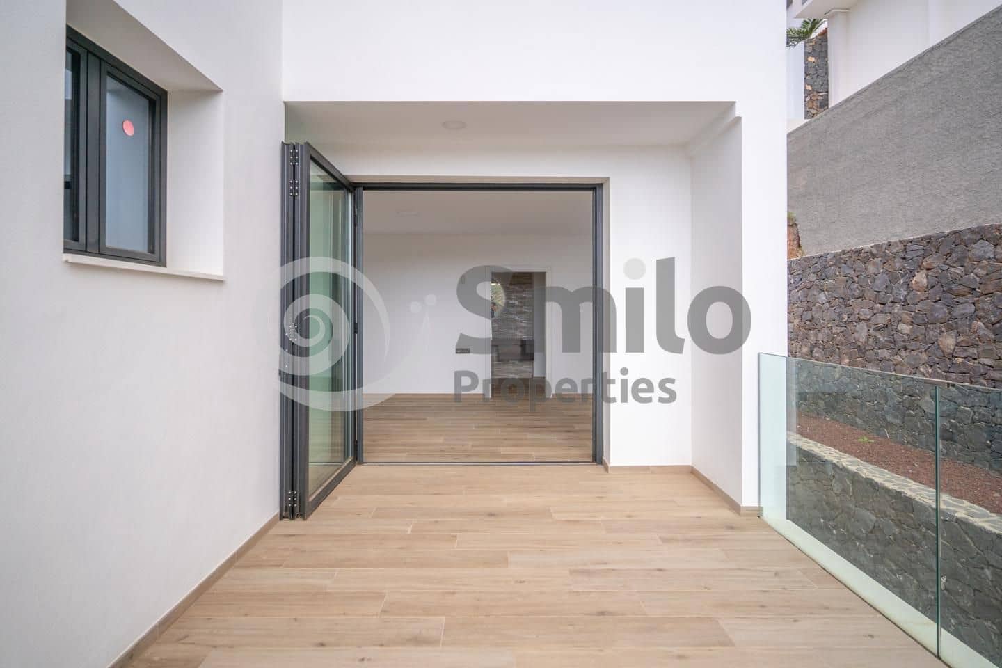 4 chambre Villa/Maison à vendre à Adeje avec piscine garage - 1 950 000 € (Ref: 9816201)