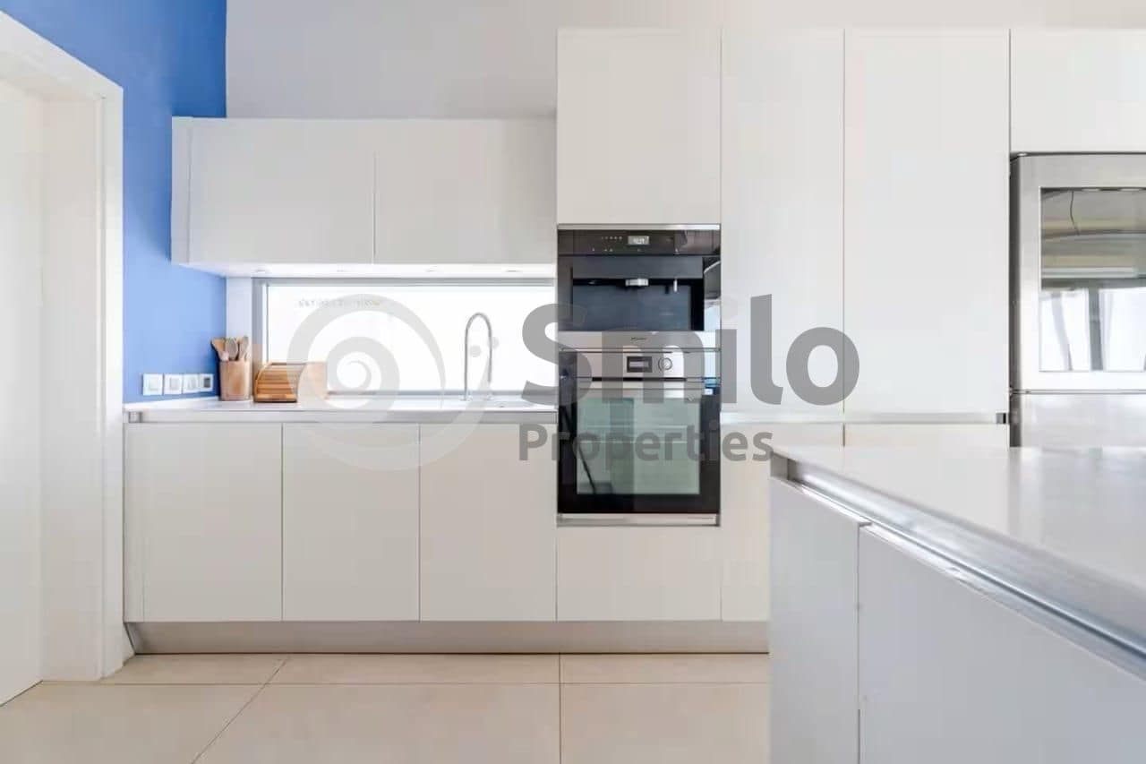 5 Zimmer Villa zu verkaufen in Adeje mit Pool Garage - 1.800.000 € (Ref: 9819248)
