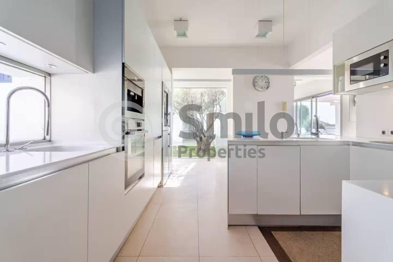 5 Zimmer Villa zu verkaufen in Adeje mit Pool Garage - 1.800.000 € (Ref: 9819248)