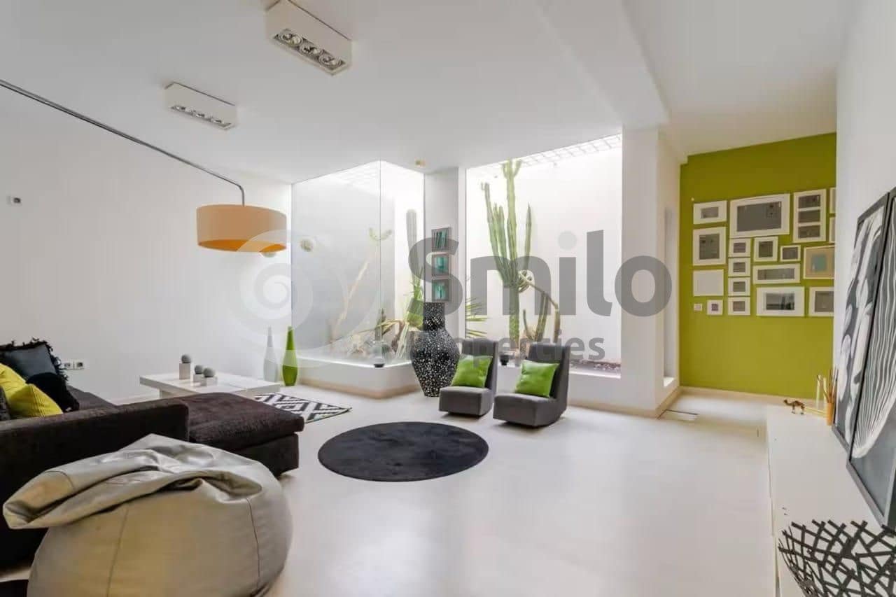 5 Zimmer Villa zu verkaufen in Adeje mit Pool Garage - 1.800.000 € (Ref: 9819248)