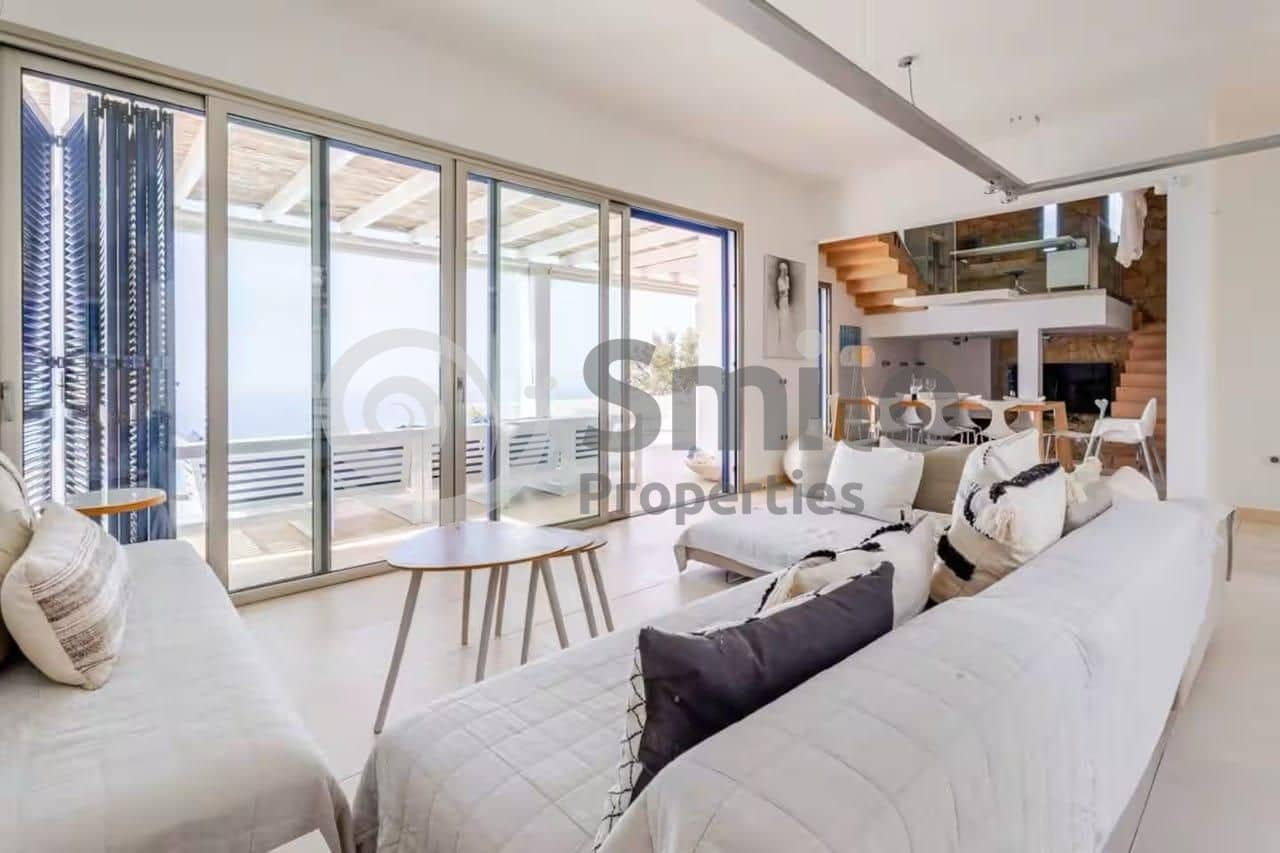 5 Zimmer Villa zu verkaufen in Adeje mit Pool Garage - 1.800.000 € (Ref: 9819248)