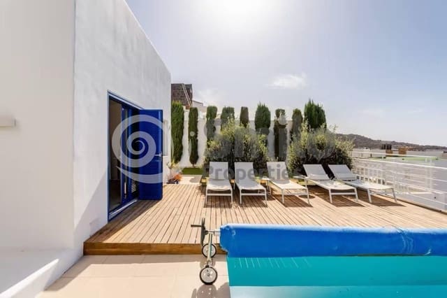 5 Zimmer Villa zu verkaufen in Torviscas Centro y Alto, Adeje mit Pool Garage - 1.800.000 € (Ref: 9819248)