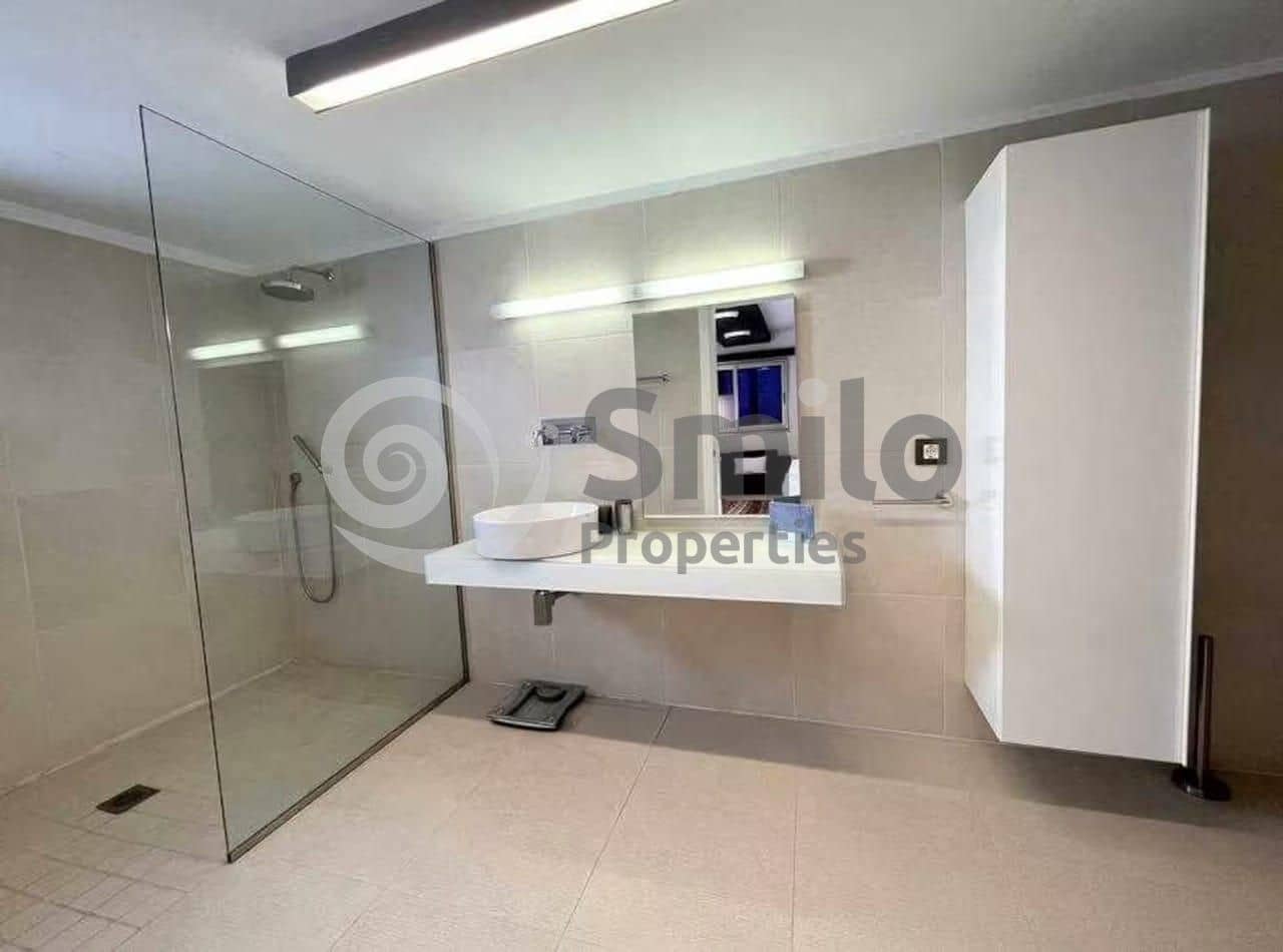 5 Zimmer Villa zu verkaufen in Adeje mit Pool Garage - 1.800.000 € (Ref: 9819248)