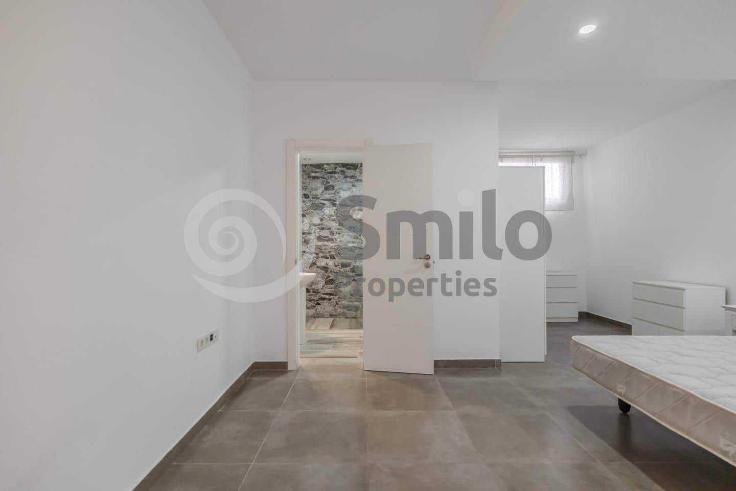 2 bedroom Flat for sale in Adeje - € 350,000 (Ref: 9823932)