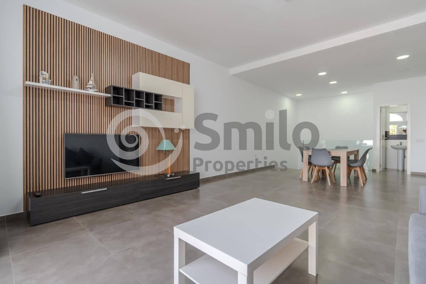 2 bedroom Flat for sale in Adeje - € 350,000 (Ref: 9823932)