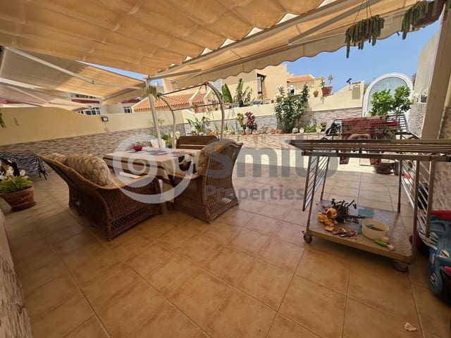 4 camera da letto Villa in vendita in Playa de Fañabé Alto, Adeje con piscina - 740.000 € (Rif: 9856050)