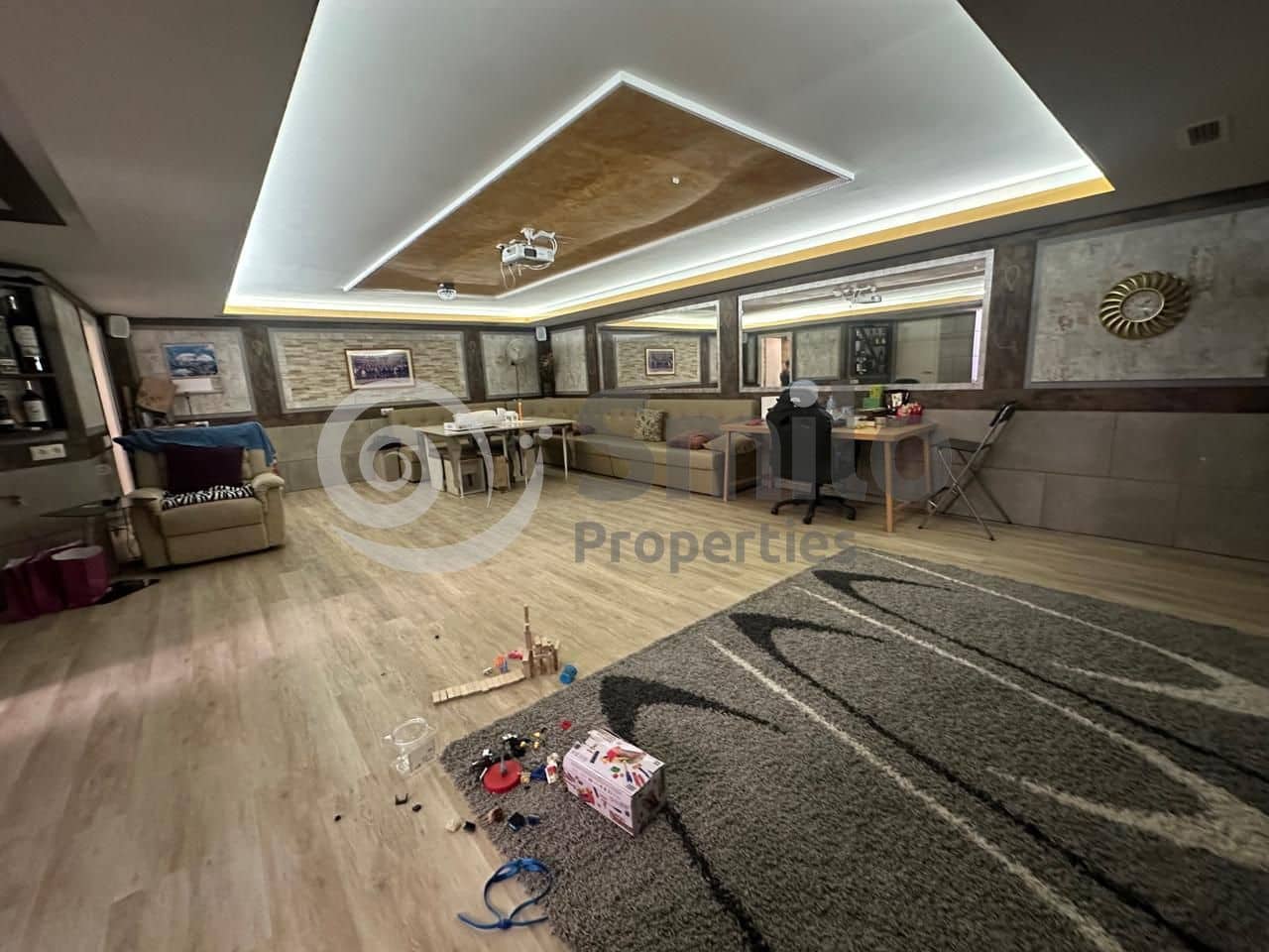 4 bedroom Villa for sale in Adeje with pool - € 740,000 (Ref: 9856050)