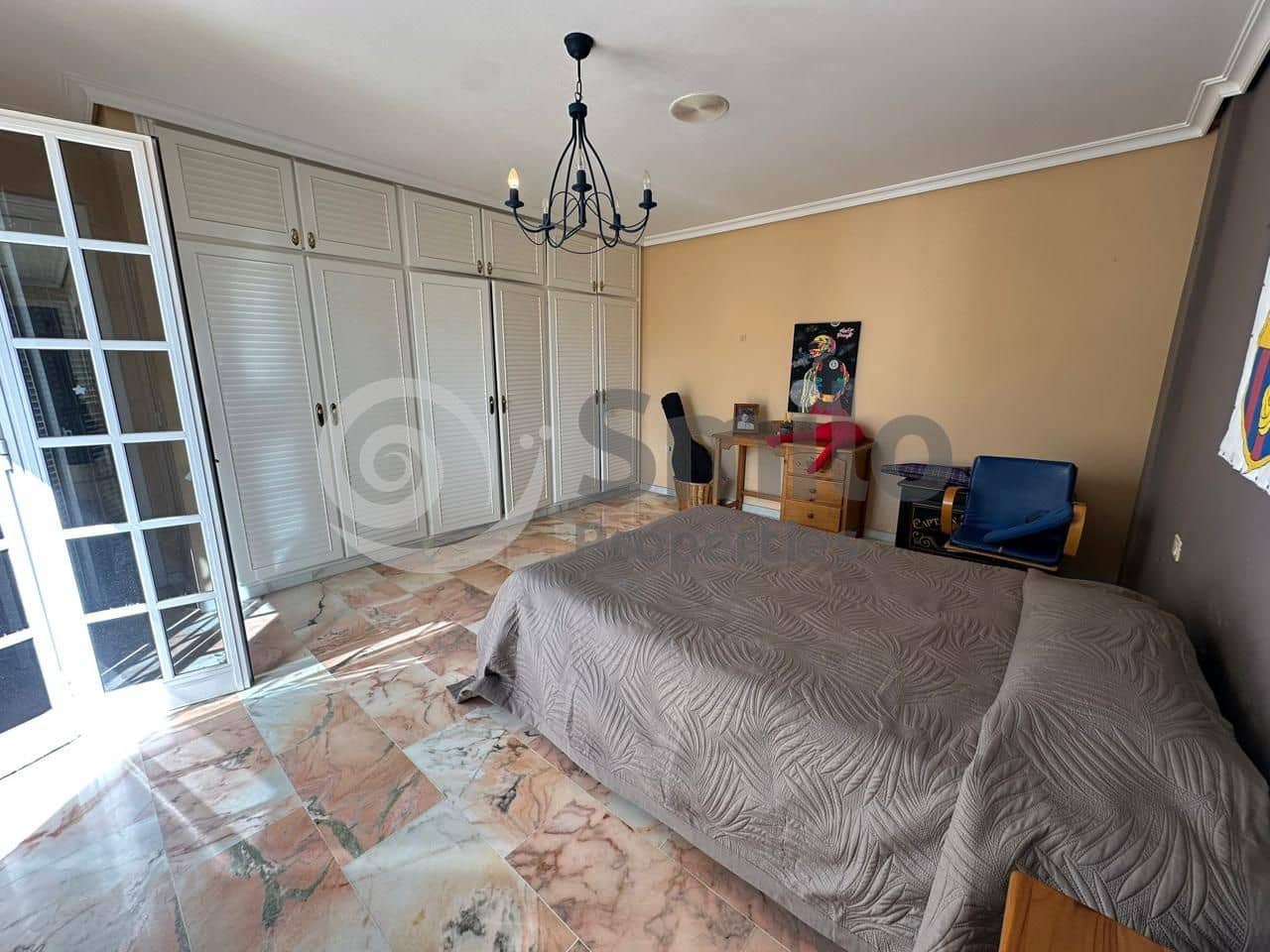 5 soveværelse Villa til salg i Arona med swimmingpool garage - € 735.000 (Ref: 9856051)