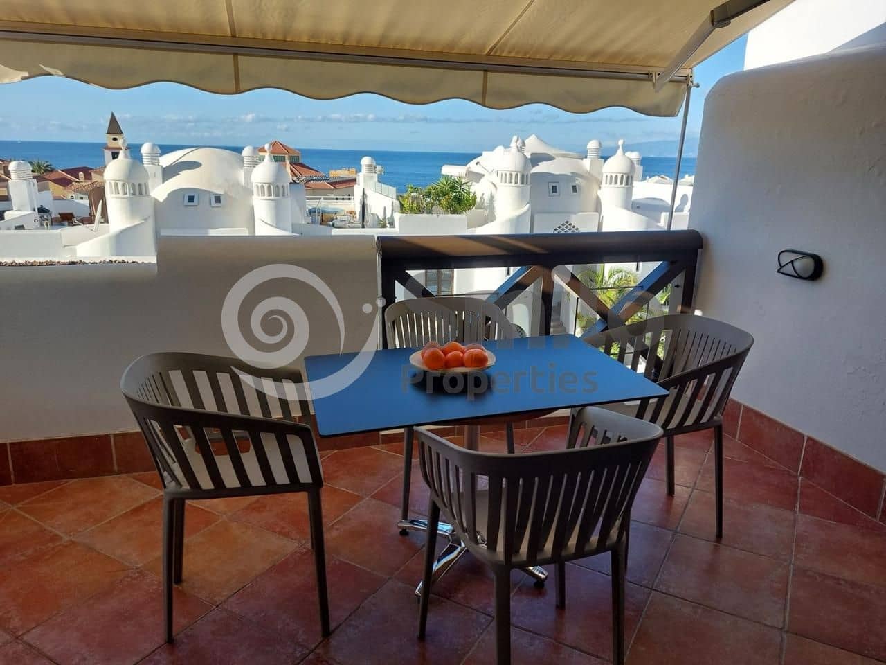 2 chambre Appartement à vendre à Adeje avec piscine garage - 475 000 € (Ref: 9856148)