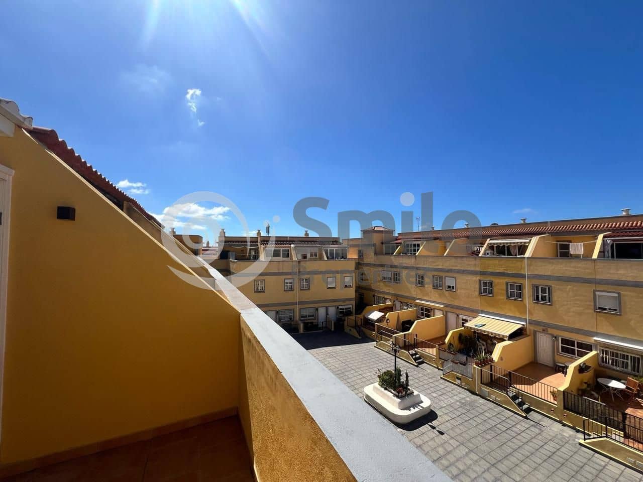 3 bedroom Flat for sale in Arona - € 290,000 (Ref: 9856150)