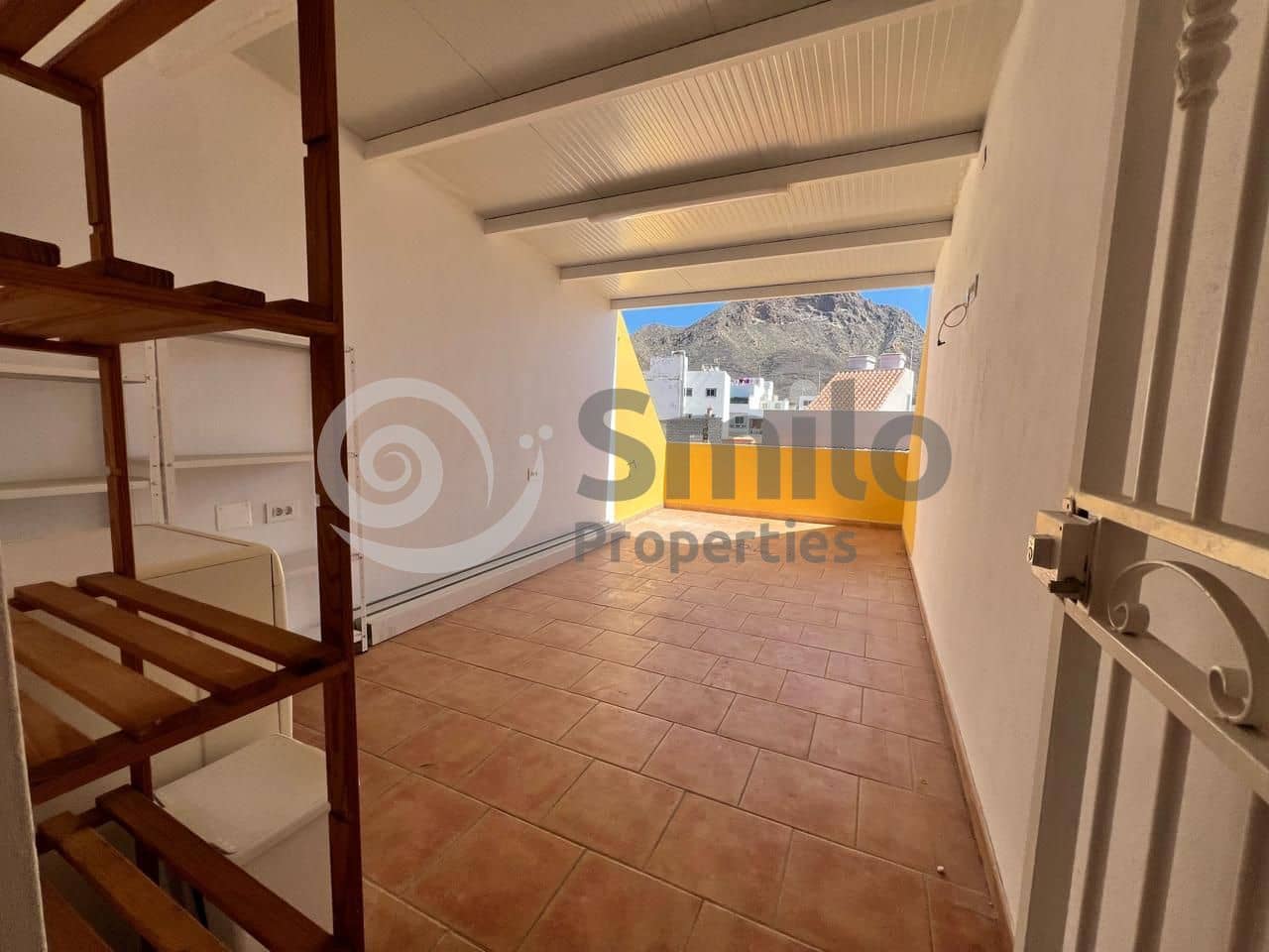 3 bedroom Flat for sale in Arona - € 290,000 (Ref: 9856150)