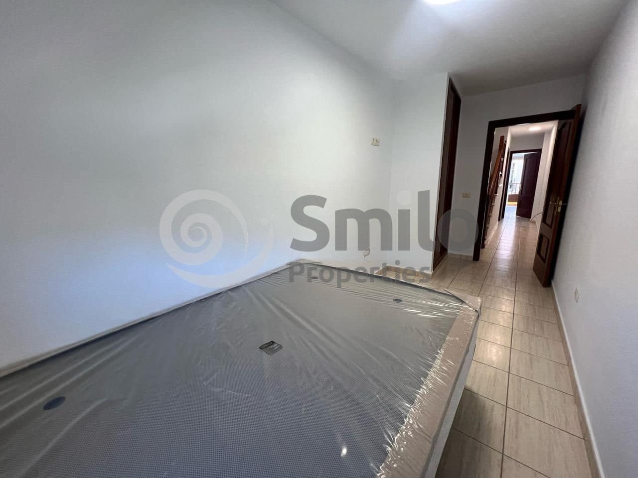 3 bedroom Flat for sale in Arona - € 290,000 (Ref: 9856150)