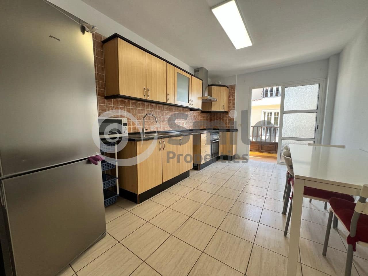 3 bedroom Flat for sale in Arona - € 290,000 (Ref: 9856150)