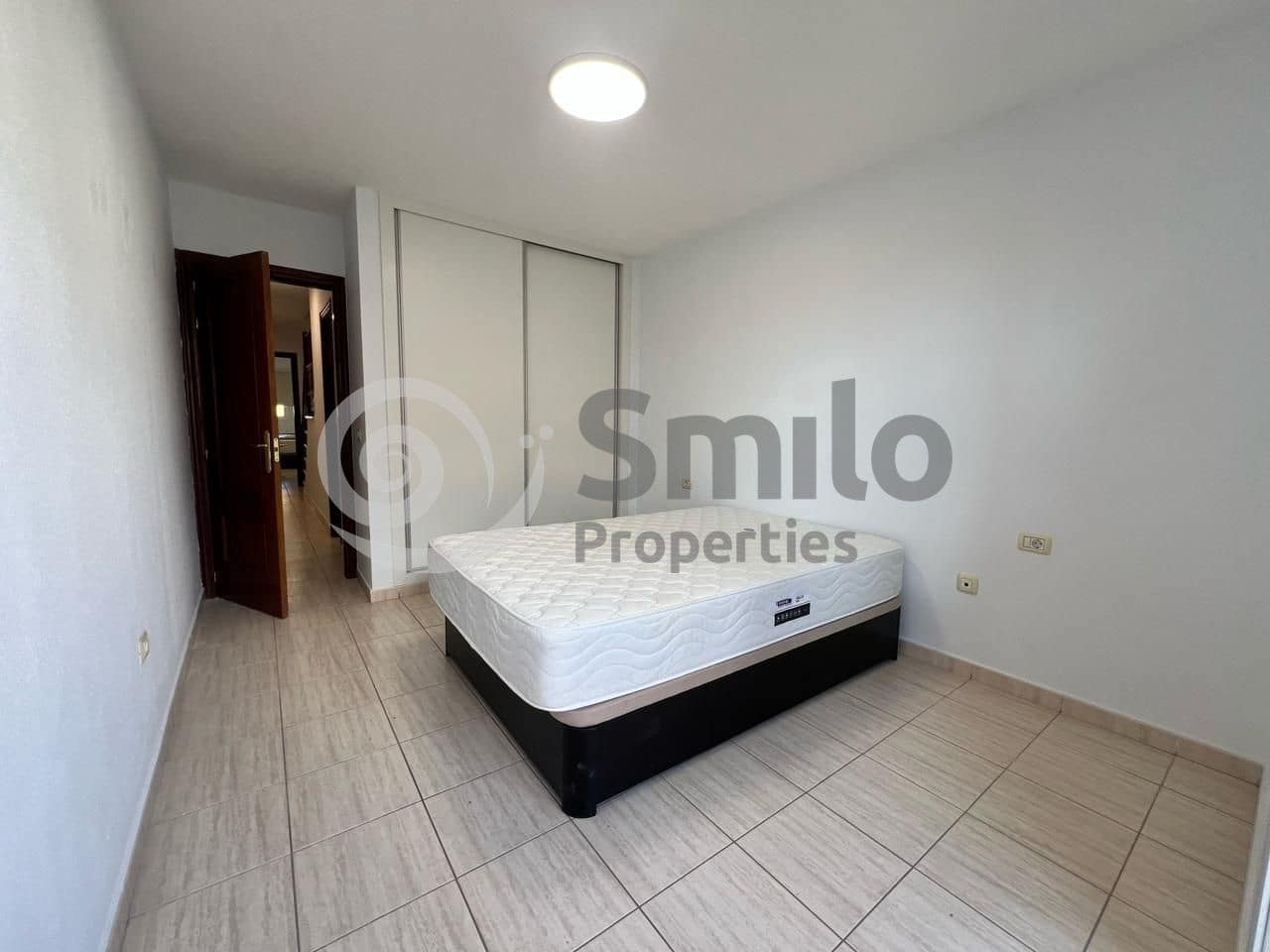 3 bedroom Flat for sale in Arona - € 290,000 (Ref: 9856150)
