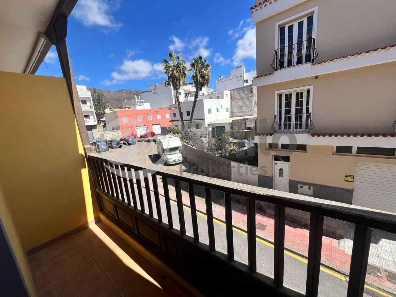 3 bedroom Flat for sale in Arona - € 290,000 (Ref: 9856150)