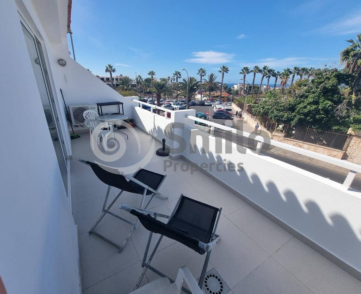 Flat for sale in Adeje - € 244,000 (Ref: 9856245)
