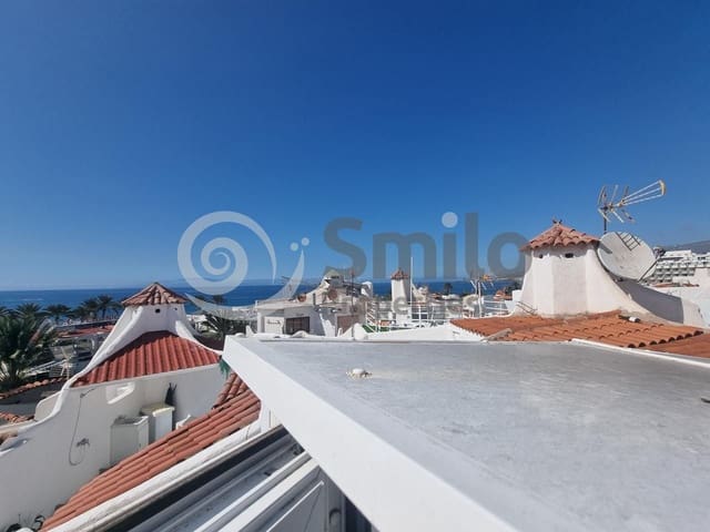 2 quarto Apartamento para venda em Playa de las Americas, Arona com piscina - 220 000 € (Ref: 9856246)