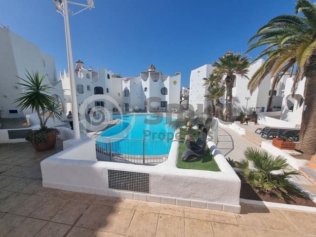2 quarto Apartamento para venda em Playa de las Americas, Arona com piscina - 220 000 € (Ref: 9856246)