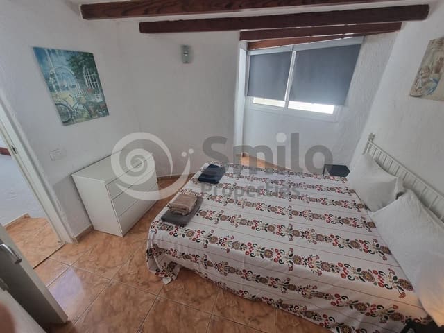 2 quarto Apartamento para venda em Playa de las Americas, Arona com piscina - 220 000 € (Ref: 9856246)