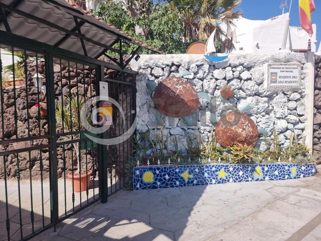 2 quarto Apartamento para venda em Playa de las Americas, Arona com piscina - 220 000 € (Ref: 9856246)