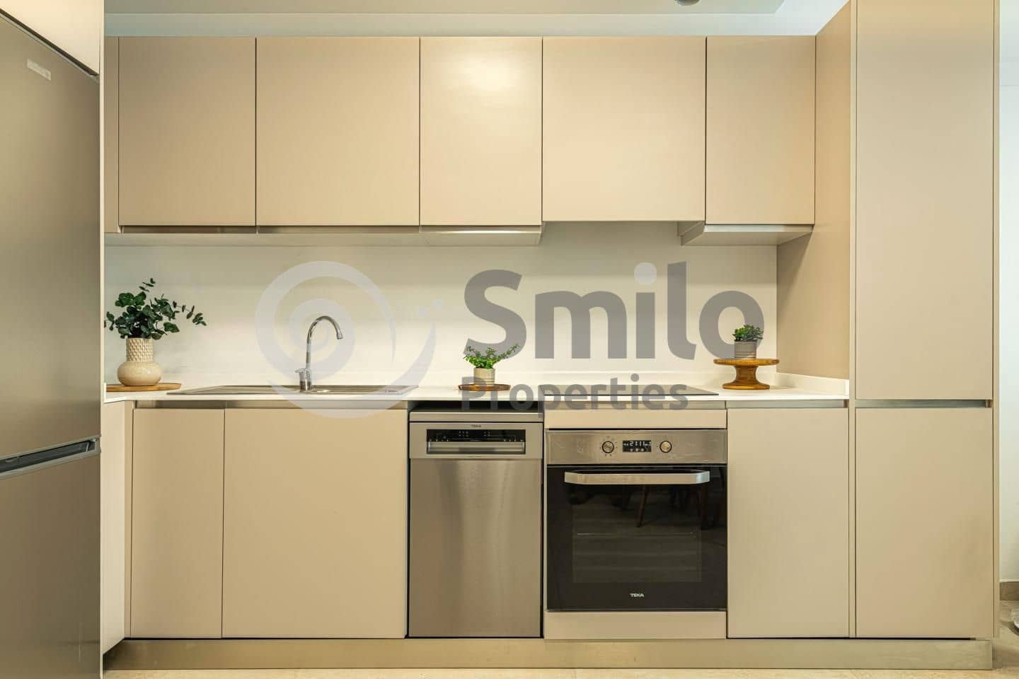 2 bedroom Flat for rent in Guia de Isora with pool garage - € 1,800 (Ref: 9858886)