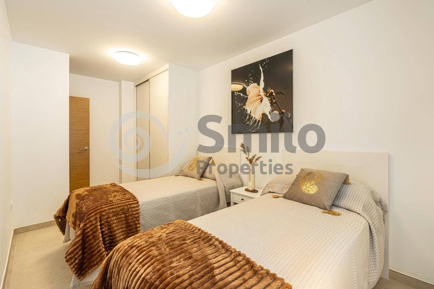 2 bedroom Flat for rent in Guia de Isora with pool garage - € 1,800 (Ref: 9858886)