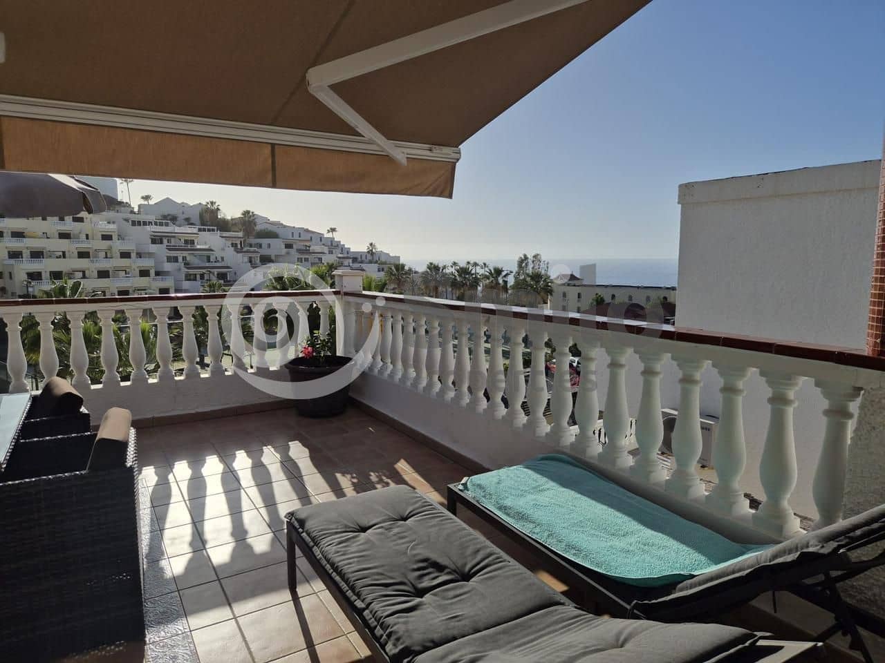 2 bedroom Flat for sale in Santiago del Teide - € 370,000 (Ref: 9867890)