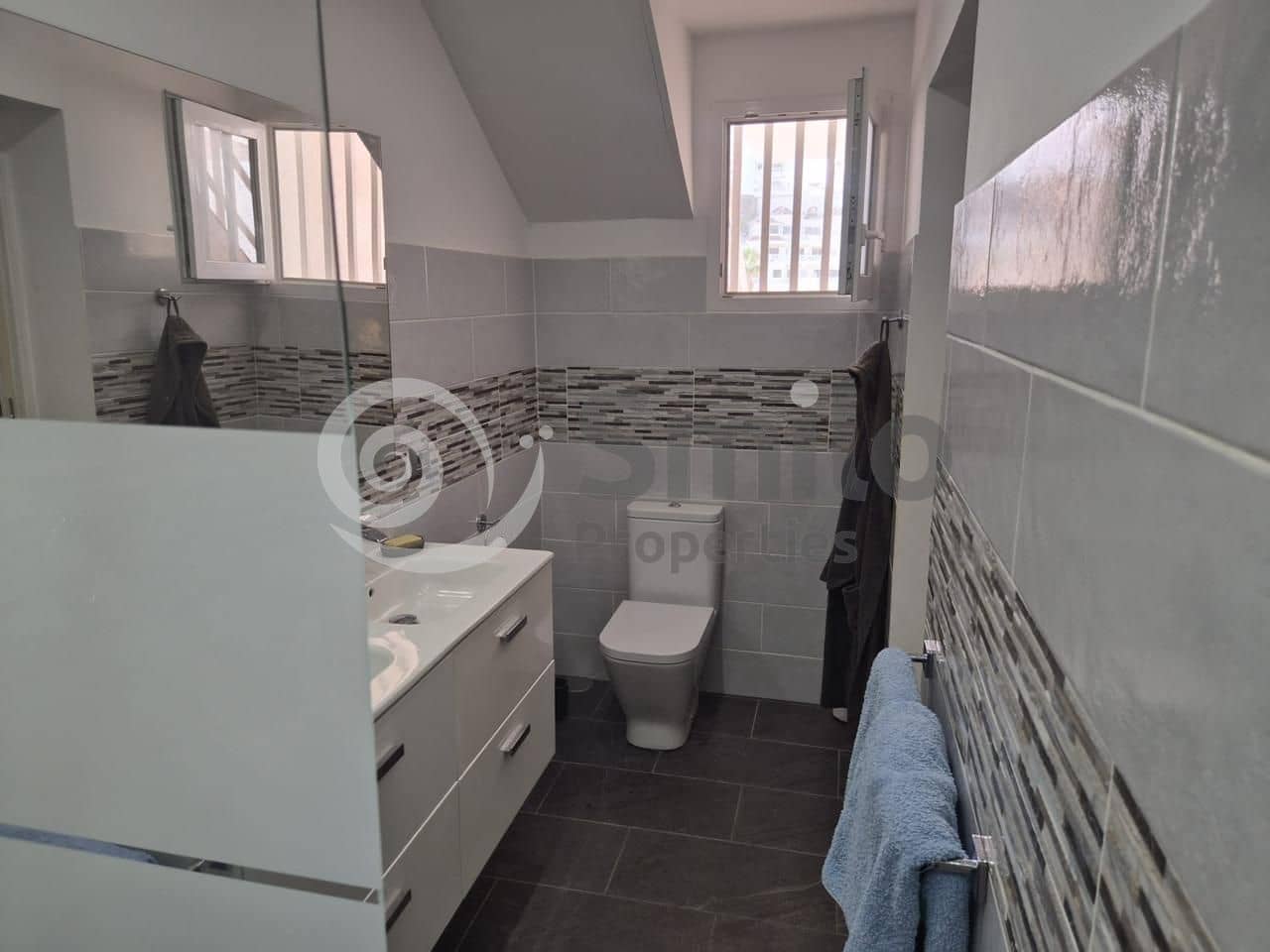 2 bedroom Flat for sale in Santiago del Teide - € 370,000 (Ref: 9867890)