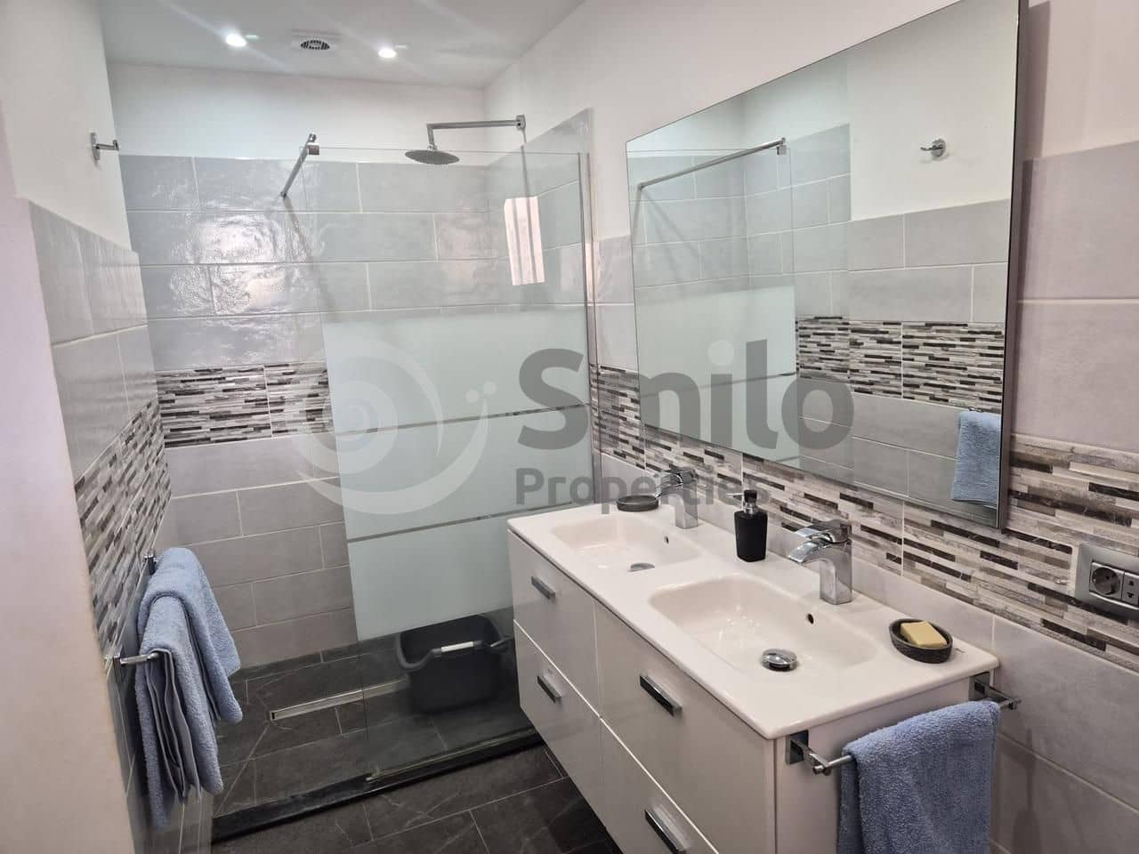 2 bedroom Flat for sale in Santiago del Teide - € 370,000 (Ref: 9867890)