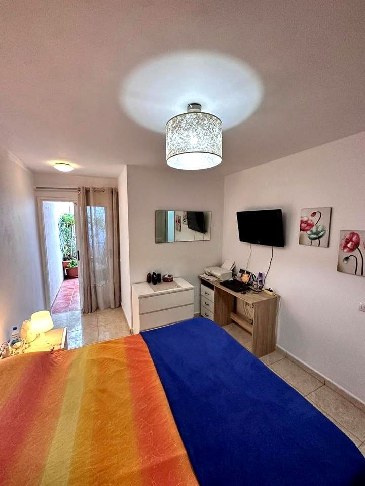 2 bedroom Flat for sale in San Miguel de Abona with garage - € 199,000 (Ref: 9880507)