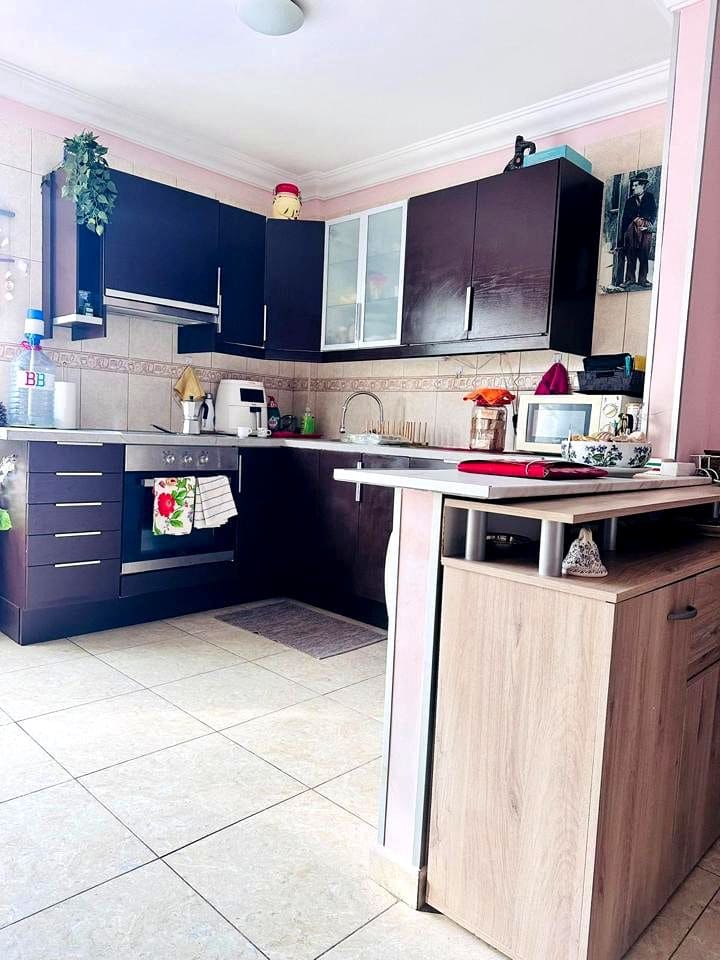 2 bedroom Flat for sale in San Miguel de Abona with garage - € 199,000 (Ref: 9880507)
