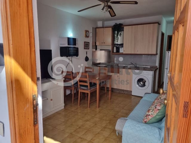 1 Zimmer Wohnung zu vermieten in Arona mit Pool - 1.200 € (Ref: 9889394)