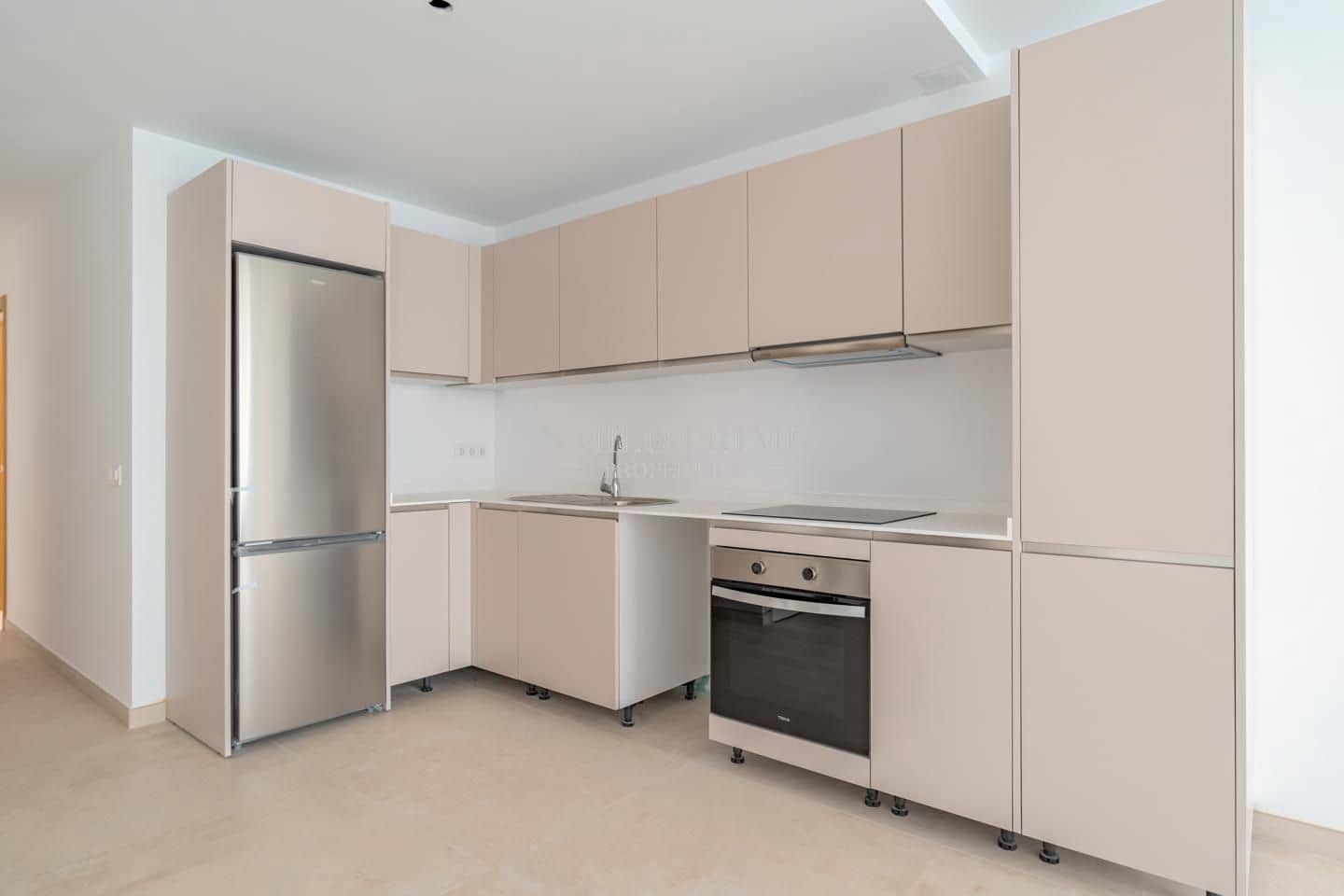 2 bedroom Flat for sale in Guia de Isora with pool garage - € 374,500 (Ref: 9893258)