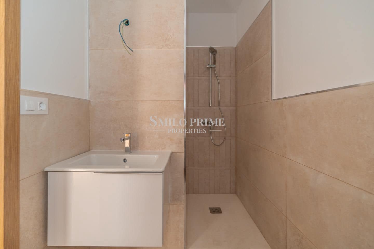 2 bedroom Flat for sale in Guia de Isora with pool garage - € 374,500 (Ref: 9893258)