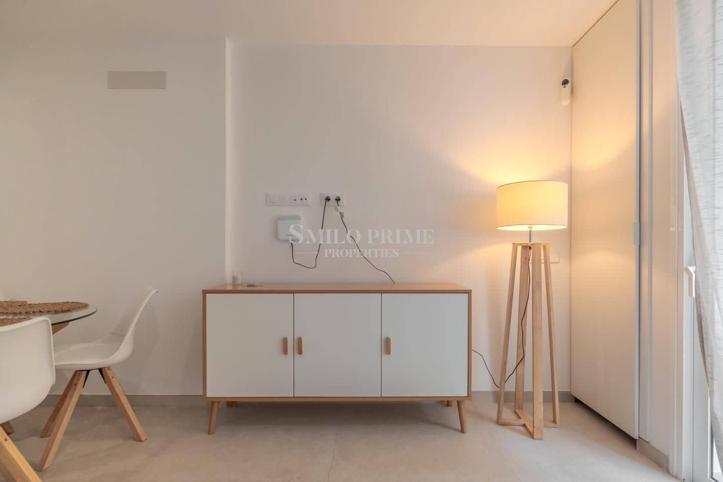 2 quarto Apartamento para arrendar em Guia de Isora com piscina garagem - 2 000 € (Ref: 9893260)