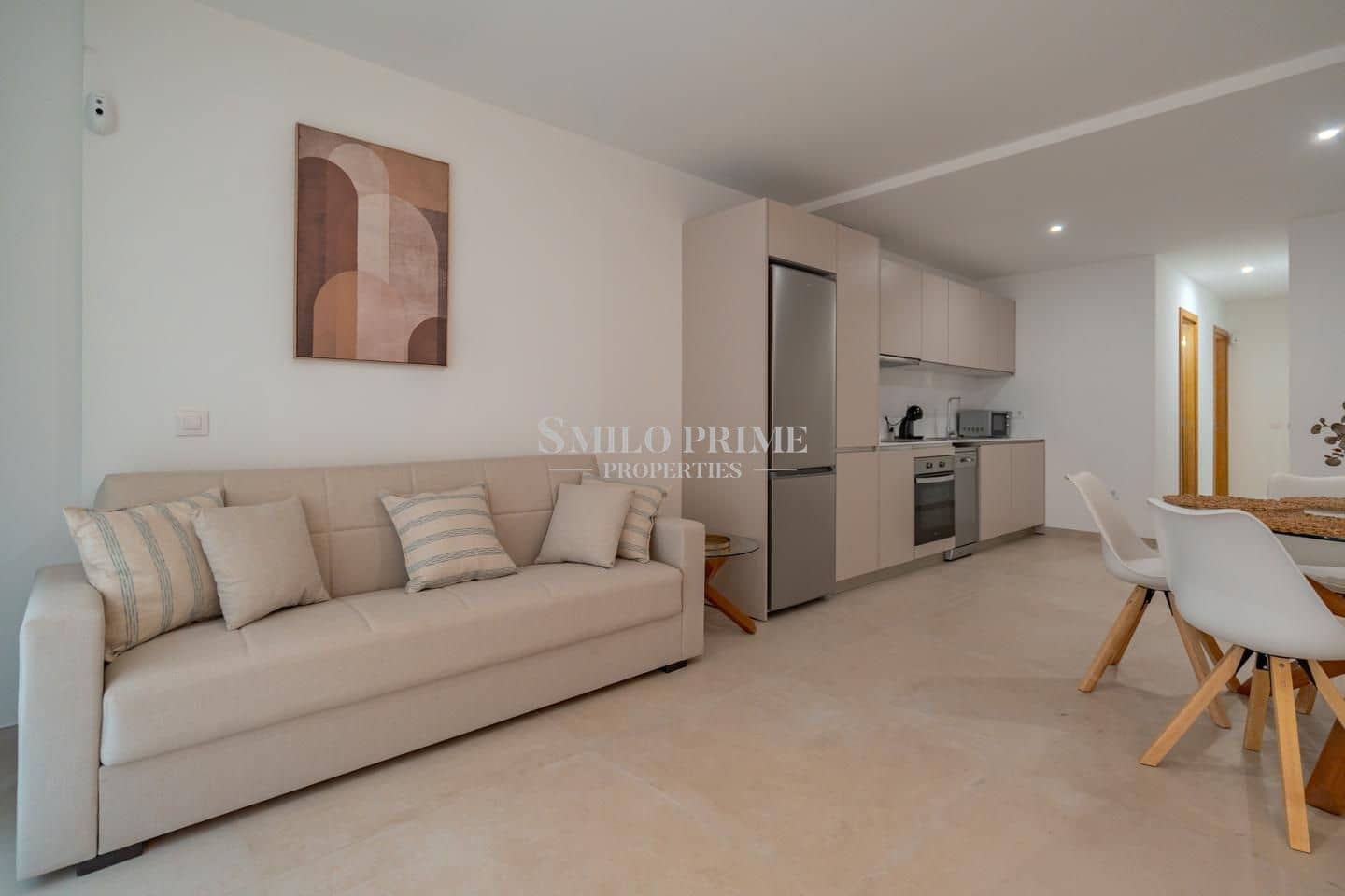 2 quarto Apartamento para arrendar em Guia de Isora com piscina garagem - 2 000 € (Ref: 9893260)