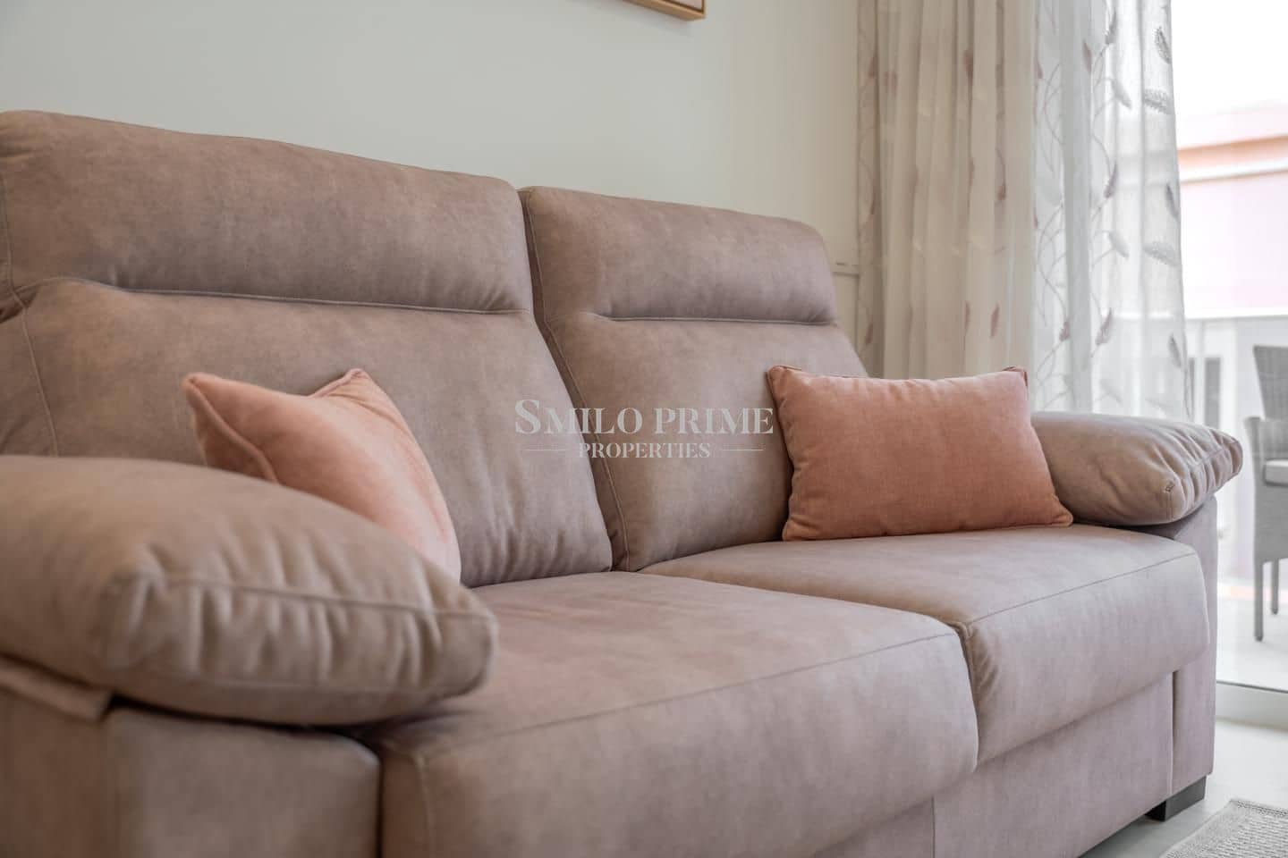 Appartement de 2 chambres à louer à Guia de Isora avec piscine garage - 2 200 € (Ref: 9893261)